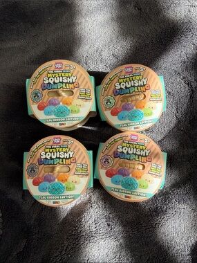 Crazy Fun Mystery Squishy Dumpling Teal Ribbon Edition Sensory Toy unopened new